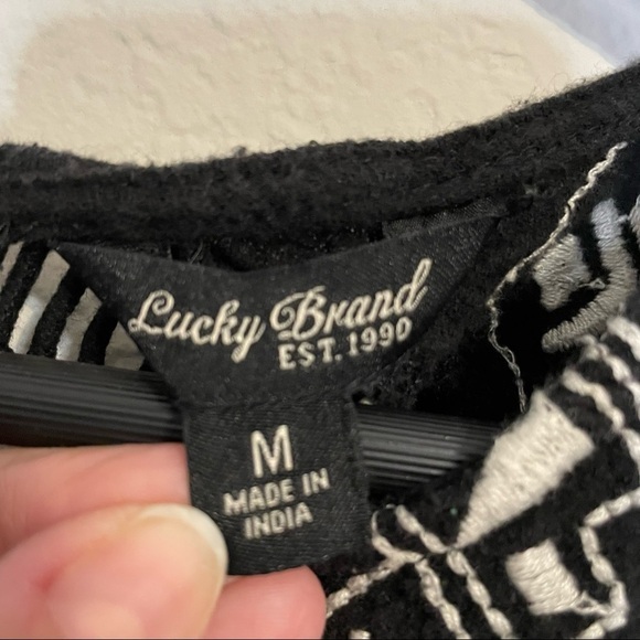 Lucky Brand Black Boho Sleeveless Flowy Tank Top White Decorative Embroidery - Picture 5 of 6